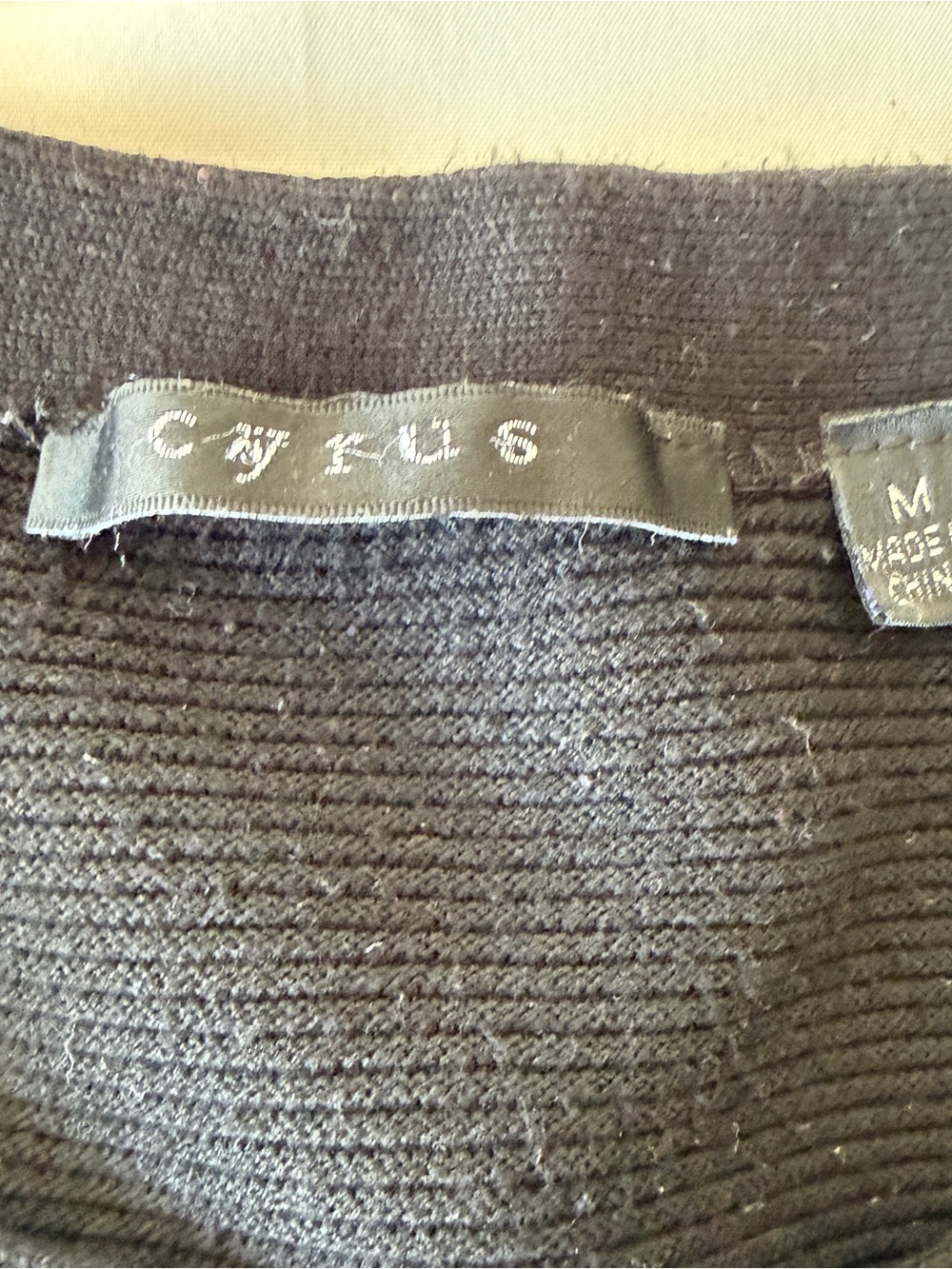 Cyrus Sweater - Picture 4 of 8